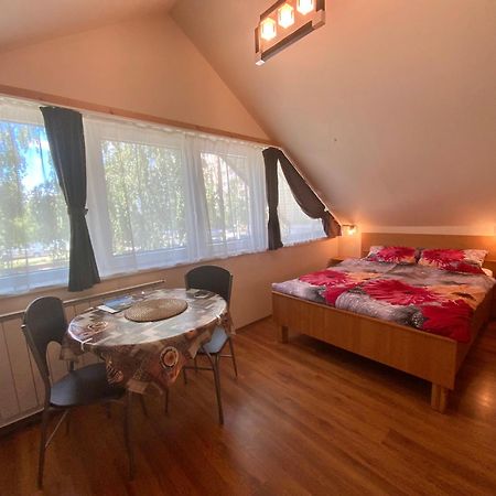 Elso Fecske Apartmanok Σίοφοκ Εξωτερικό φωτογραφία