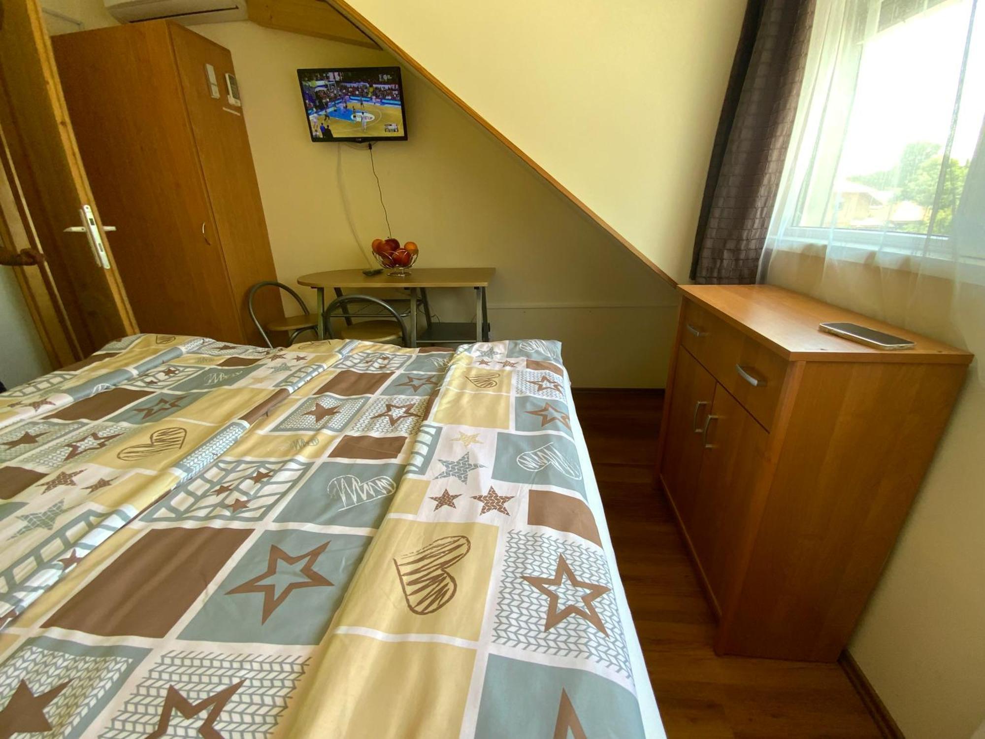 Elso Fecske Apartmanok Σίοφοκ Εξωτερικό φωτογραφία